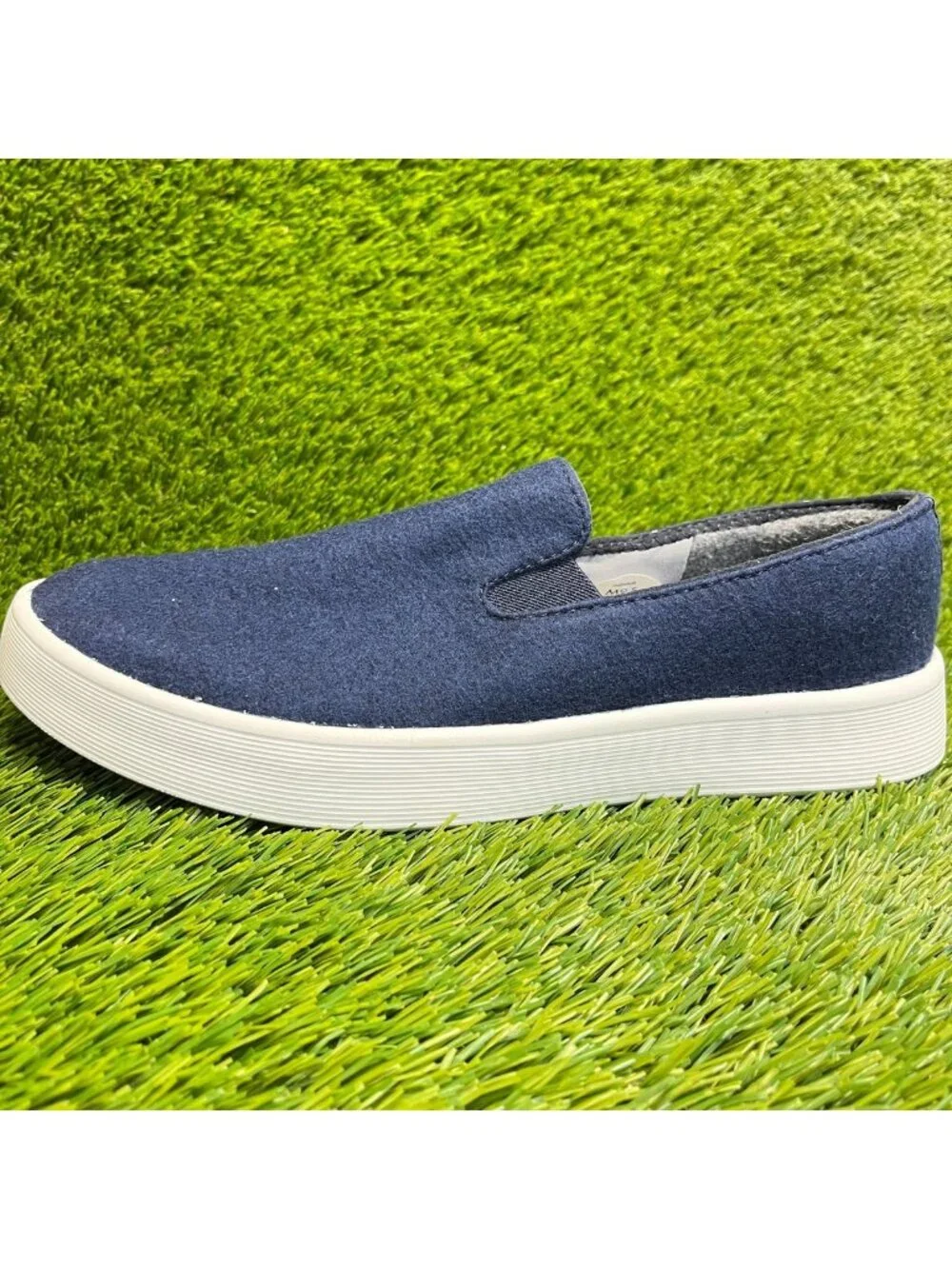 Allbirds Wool Cruiser Slip On Mens Size 9.5 Blue Casual Classic Shoes Sneakers